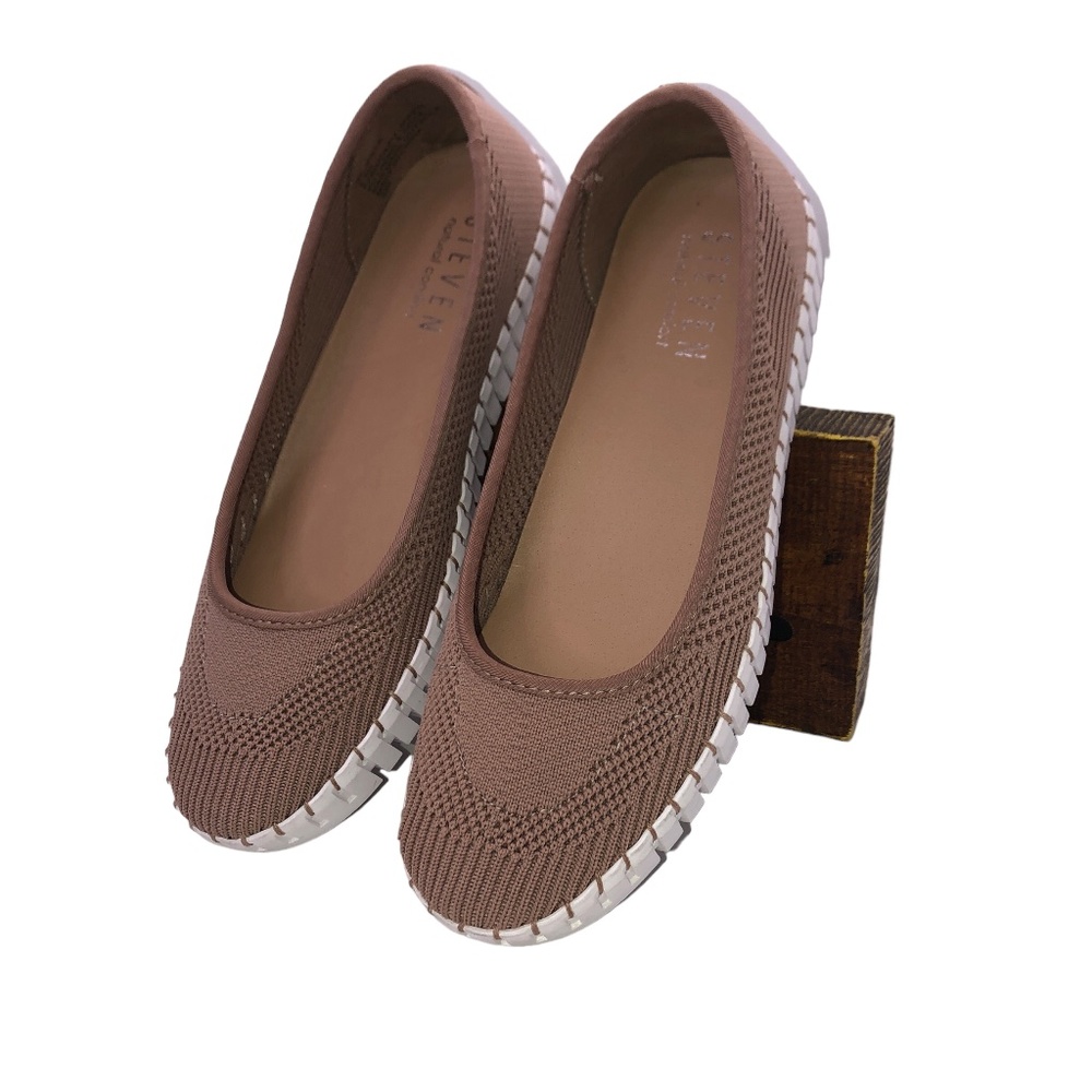 STEVE MADDEN “Sista” Natural Comfort Knit Slip-On Shoes Size 8.5M